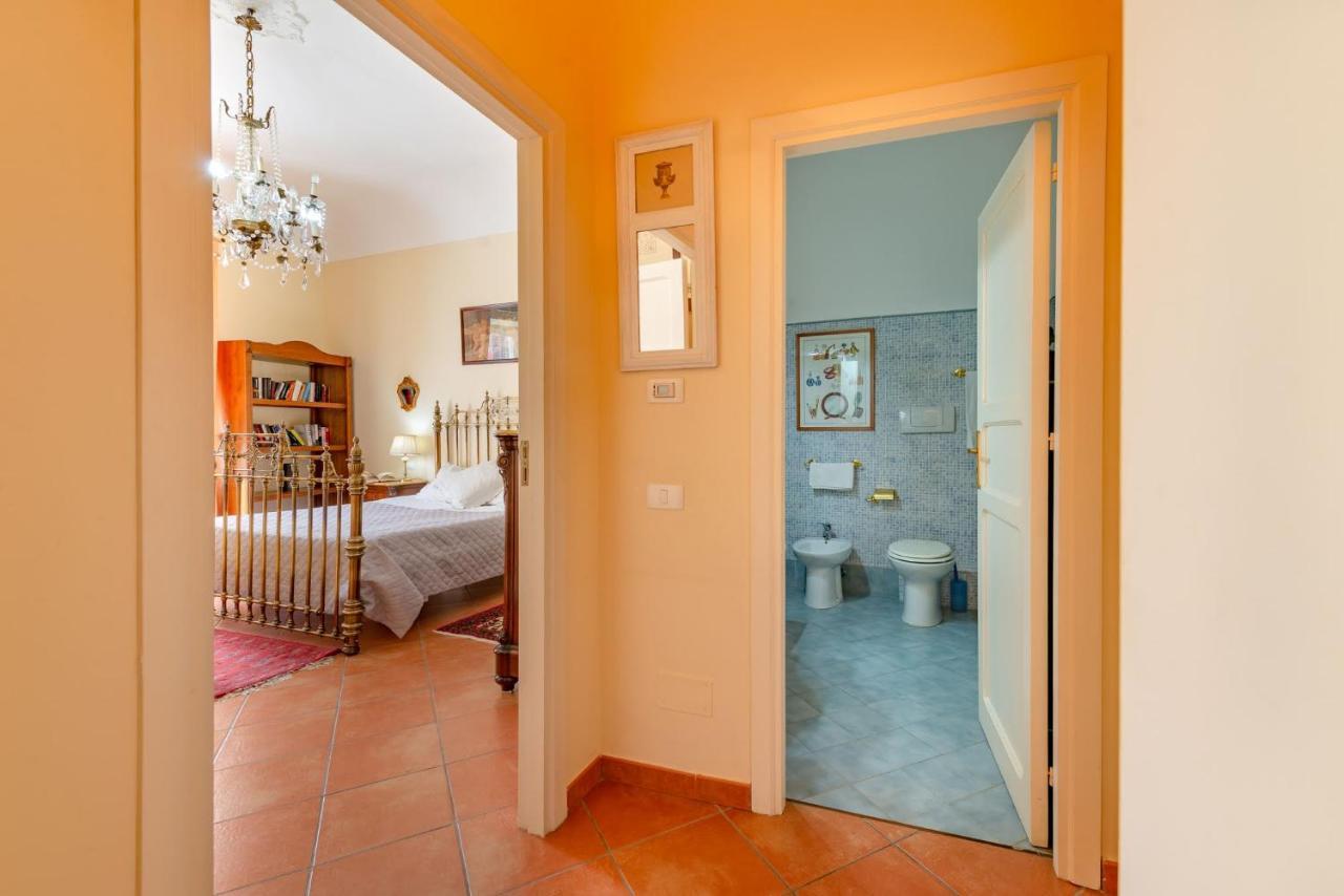 شقة La Casa Di Dante باليرمو المظهر الخارجي الصورة